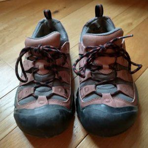 Women's winter hiking boots, Keen, excellent condition, size 7